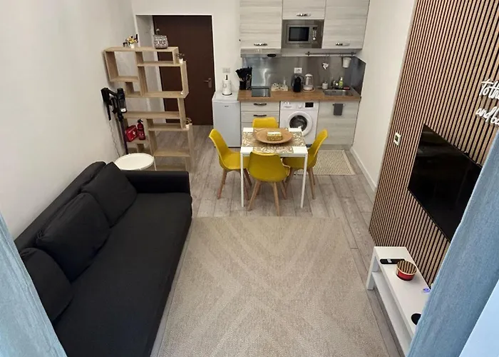 Leonidas House 2 * Roma
